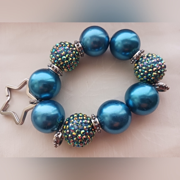 Cute Hand-made Bracelet/ key ring - Picture 3 of 6